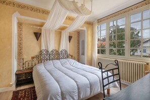 2 bedrooms, free WiFi