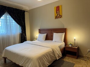 1 chambre, fer et planche à repasser, Wi-Fi, draps fournis