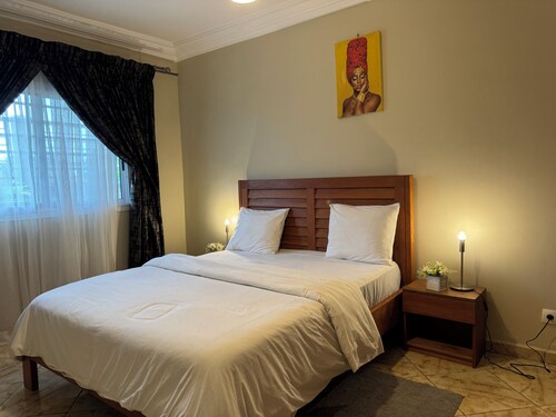 One-Bedroom Apartment 2 - Akhard Haus

