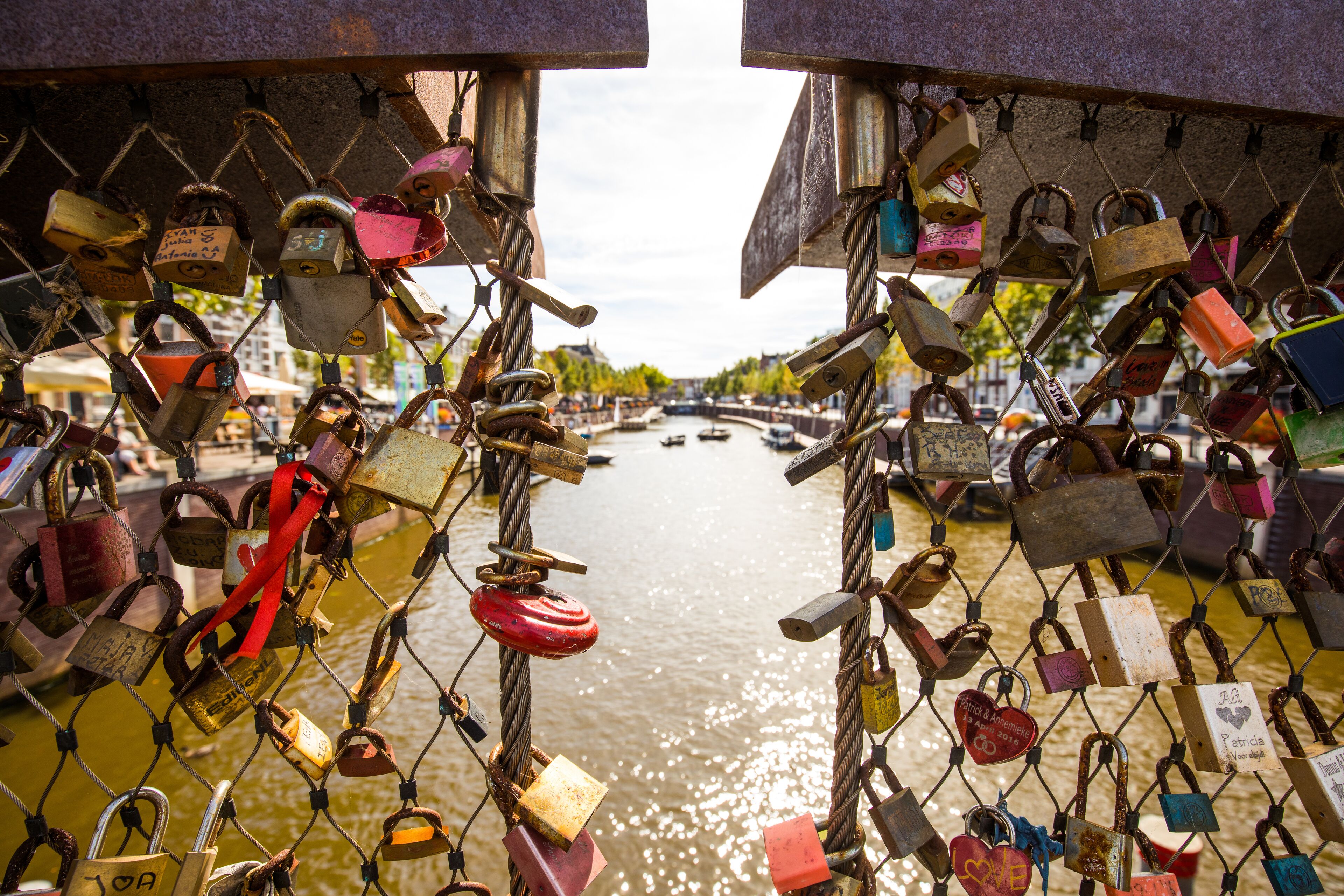 Visit the love-filled bridge in Breda, a symbol of affection and a serene stop by the canals of Brabant.