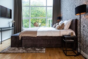 1 chambre, fer et planche à repasser, Wi-Fi gratuit, draps fournis