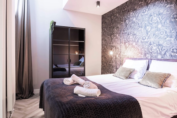 1 soverom, strykejern/-brett, wi-fi (inkludert) og sengetøy