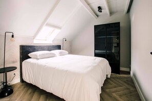 2 soverom, wi-fi (inkludert) og sengetøy