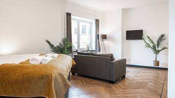 1 bedroom, free WiFi, bed sheets
