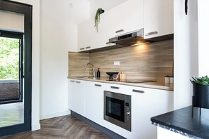 Kühlschrank, Herdplatte, Geschirrspüler