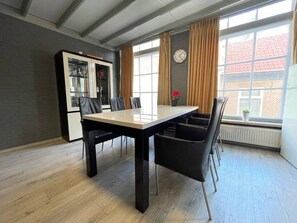 Dineren