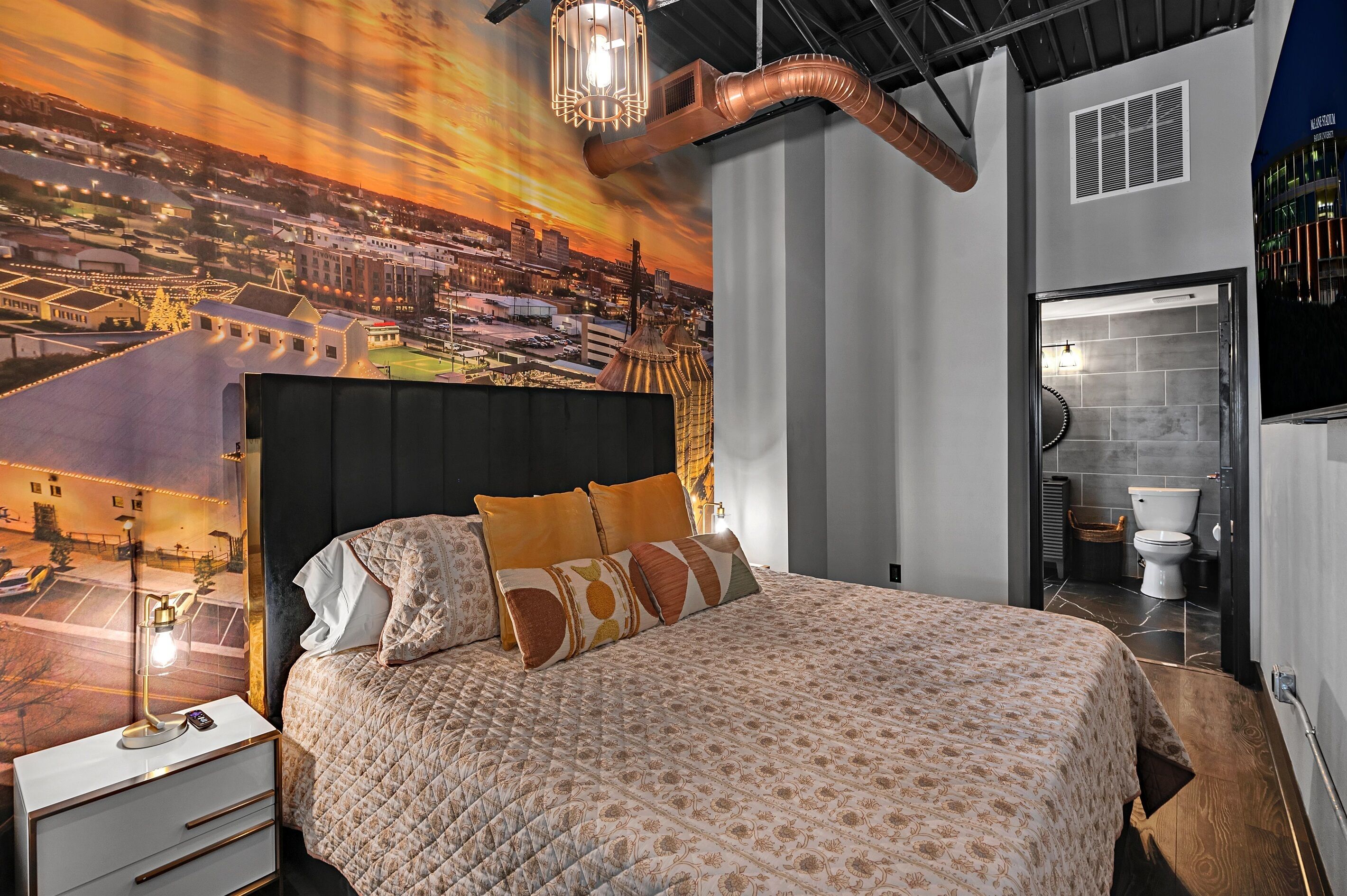 2 室のベッドルーム、アイロン / アイロン台、WiFi (無料)、ベッドシーツ