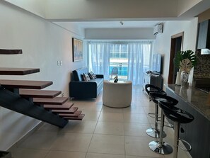 Apartment | Living area | TV - Penthouse Ejecutivo Santo Domingo  (Santo Domingo)