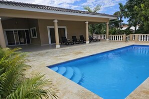 Outdoor pool - Covered Patio, Private Pool, 2 Bed, 2 Bath (Sosúa)