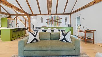 Smart TV, fireplace, books, music library