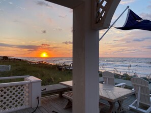 Property grounds - Stunning Oceanfront Home with Private Beach Access - 468 Tarpon (Fripp Island)