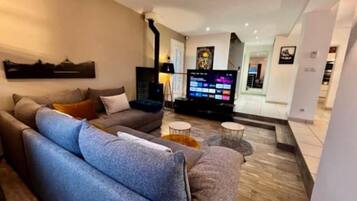 Smart TV, books, video library