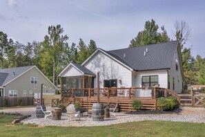 Exterior - Emmy’s House - Modern Farm House near Paris Mtn (Greenville)
