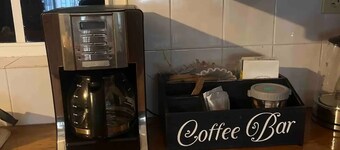 Prime Negril Location - 2br brand new apartment. New Water tank installed.