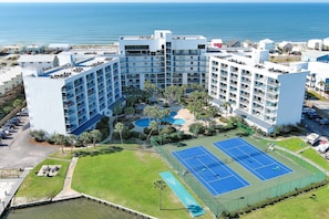 Tennis court - 1br/1ba Sleeps 4 Near Beach w/ Breathtaking Ocean Views (Gulf Shores)