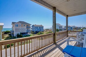 Property grounds - Pet Friendly Retreat: Ocean and Sound Views, Steps to the Beach! (Sneads Ferry)
