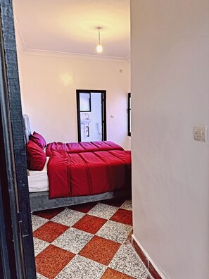 5 habitaciones, wifi y ropa de cama