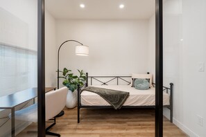 3 quartos, escrivaninha, ferros/tábuas de passar roupa, Wi-Fi