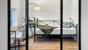 3 soverom, skrivebord, strykejern/-brett og wi-fi