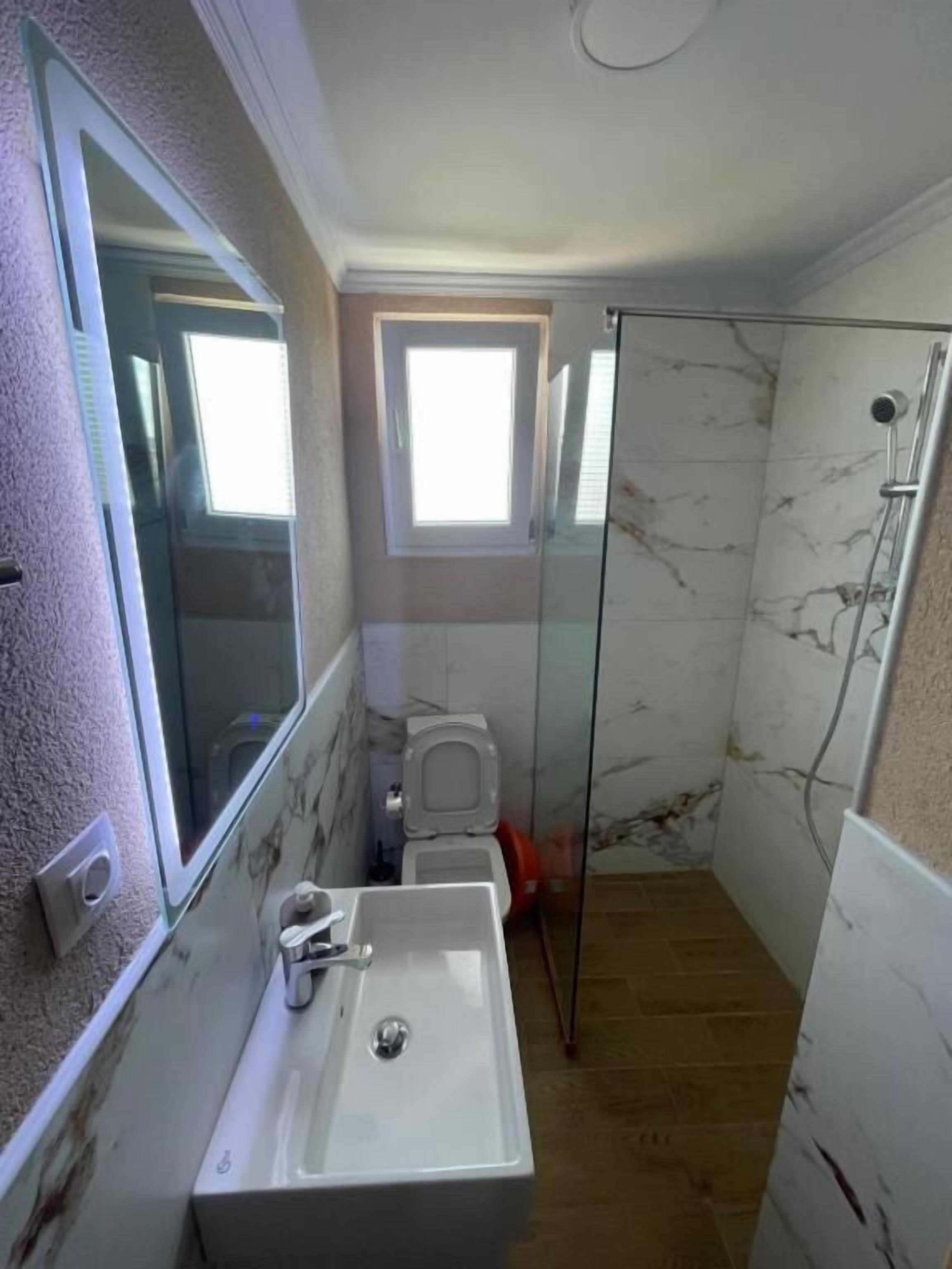 Vierpersoonskamer | Badkamer