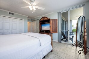 3 bedrooms, iron/ironing board, free WiFi, bed sheets - Island Princess #100 | by Salt Water Vacations (Fort Walton Beach)