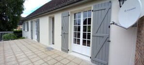 Exterior detail