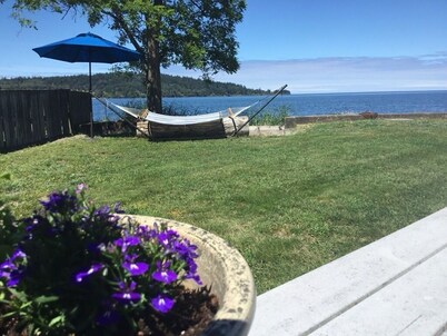 Stunning beach house with pool and hot tub. Pet friendly! Great for families! 