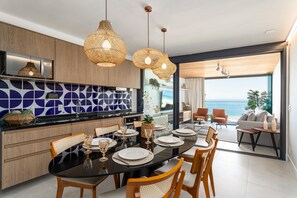 Appartement Supérieur, vue océan, niveau Exécutif | Salle à manger