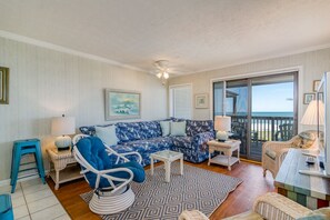 TV, DVD player, stereo - Oceanfront condo with great views & community pool! (Duck)