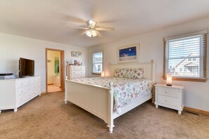 3 slaapkamers, een strijkplank/strijkijzer, internet, beddengoed