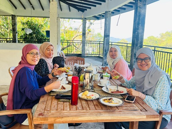 Dagelijks Engels ontbijt inbegrepen