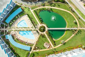 A heated pool - Amalfi Coast 209A - Gulf View, Swimming Pool, Tennis Court, Near Shops + Dining! (Miramar Beach)