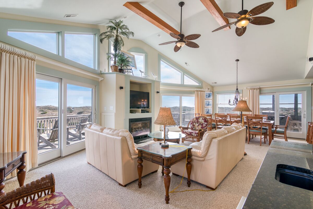 TV, fireplace, DVD player, stereo