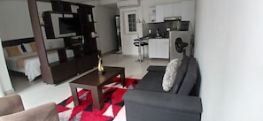 Suite | Living area