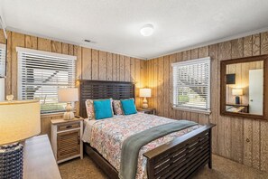 5 soverom, internettilgang og sengetøy