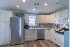 Fridge, microwave, oven, stovetop - Oceanfront KDH home with incredible ocean & sunrise views! (Kill Devil Hills)