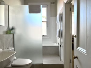 Hair dryer, towels
