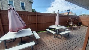 Exterior - The Miner's Lodge (Patton)