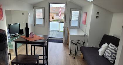 Grassau Zentrum, DG Apartment, Balkon, Bergblick