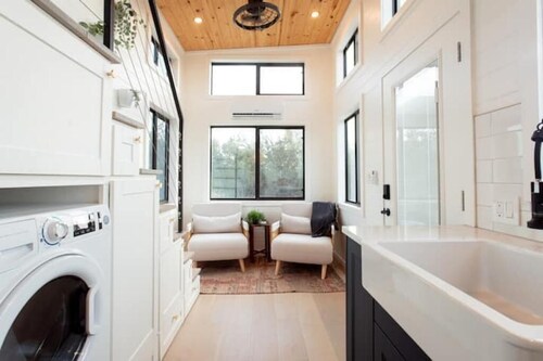 Secluded Tiny Home Hideaway w/ Scenic Views & Cozy Firepit