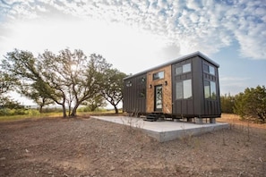 Exterior - Peaceful Tiny Home on Hilltop with Gorgeous Sunsets & Scenic Views (Ranger)