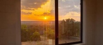 Peaceful Tiny Home on Hilltop with Gorgeous Sunsets & Scenic Views