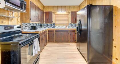 Workers Haven - Pet Friendly- Patio - Fiber Wi-Fi - King Bed