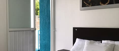 Standard Double Room | 1 bedroom, desk, laptop workspace, free WiFi