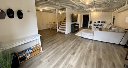 Cozy Industrial Apartment