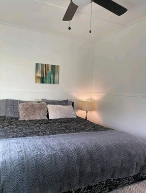 1 bedroom, in-room safe, iron/ironing board, free WiFi