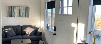 Tiny Home cottage nestled between hot springs and the tallest peaks in Nevada 