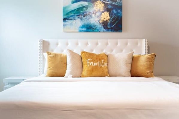 3 chambres, fer et planche à repasser, accès au Wi-Fi (inclus)
