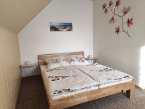 2 bedrooms, free WiFi, bed sheets - Ferienwohnung mit Terrasse und Spielplatz - Ferienwohnung auf Usedom (Korswandt)