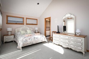 4 chambres, bureau, fer et planche Ă repasser, Wi-Fi